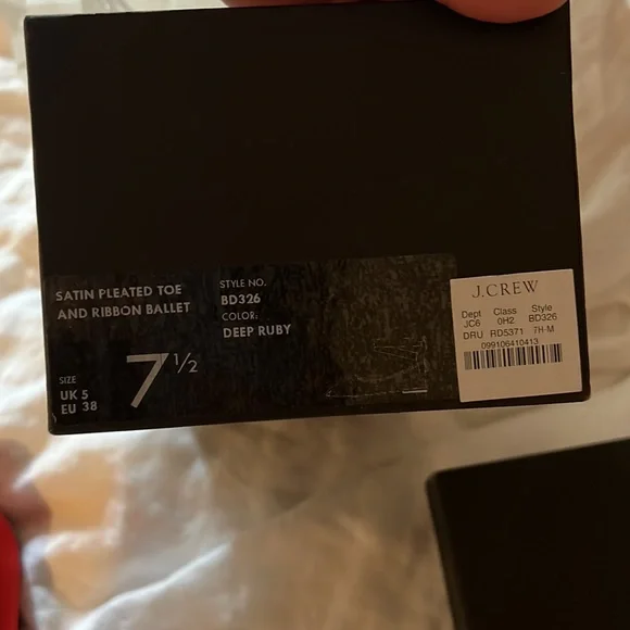 J.CREW SATIN PLEATED TOE AND RIBBON BALLET FLATS 7.5 NWT J CREW - Picture 2 of 4